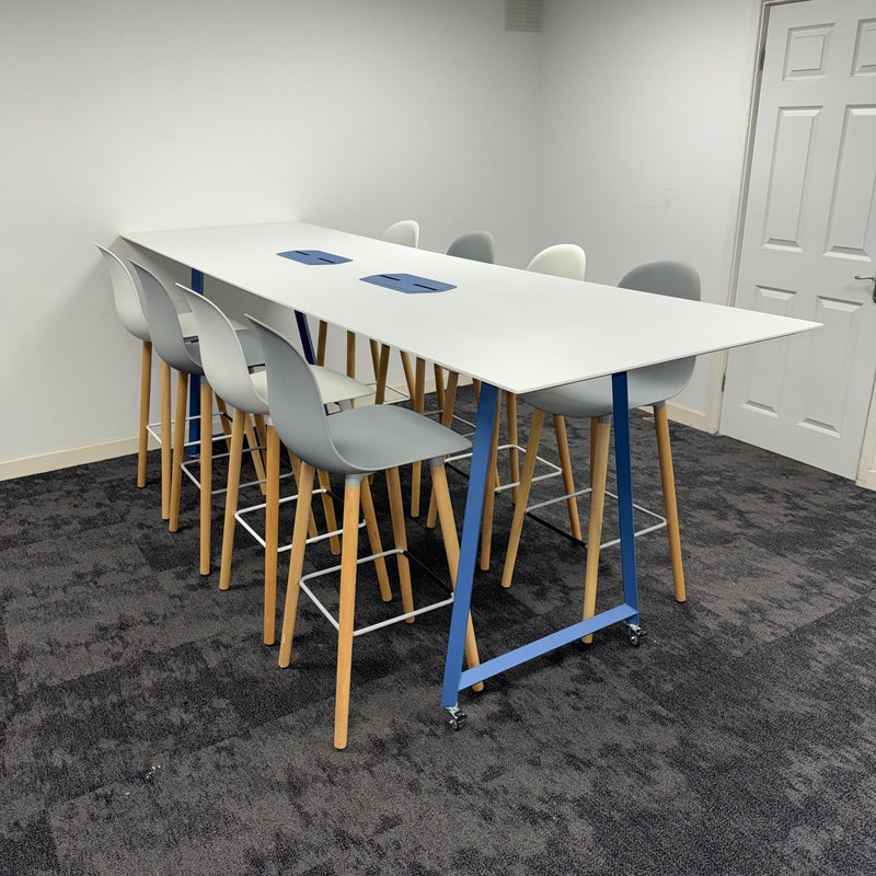 Used Frovi Relic High Table Meeting/Breakout Set