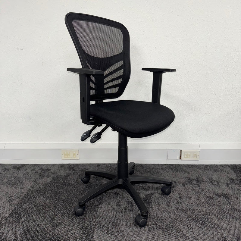 Used Black Mesh Fully Adjustable Office Chair