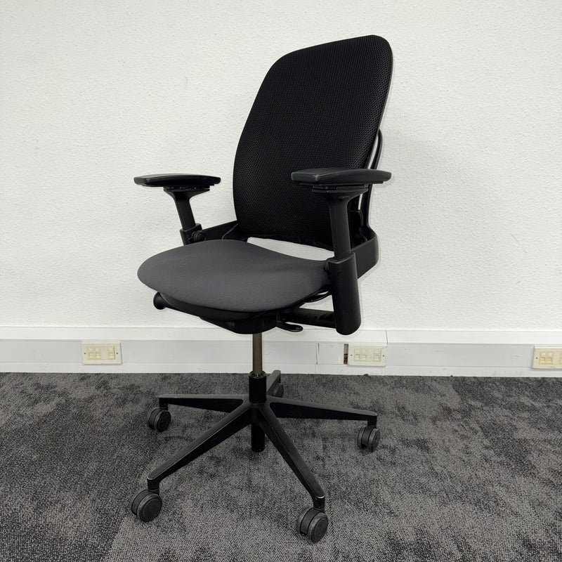 Used Steelcase Leap V2 Task Chair