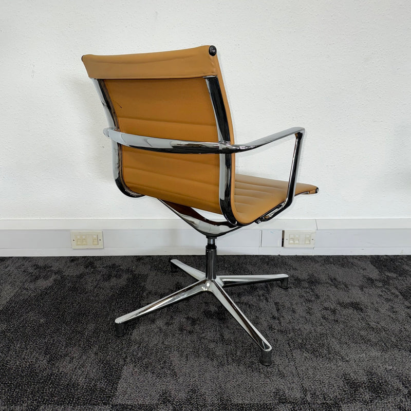 Used ICF Una Ribbed Meeting Chair