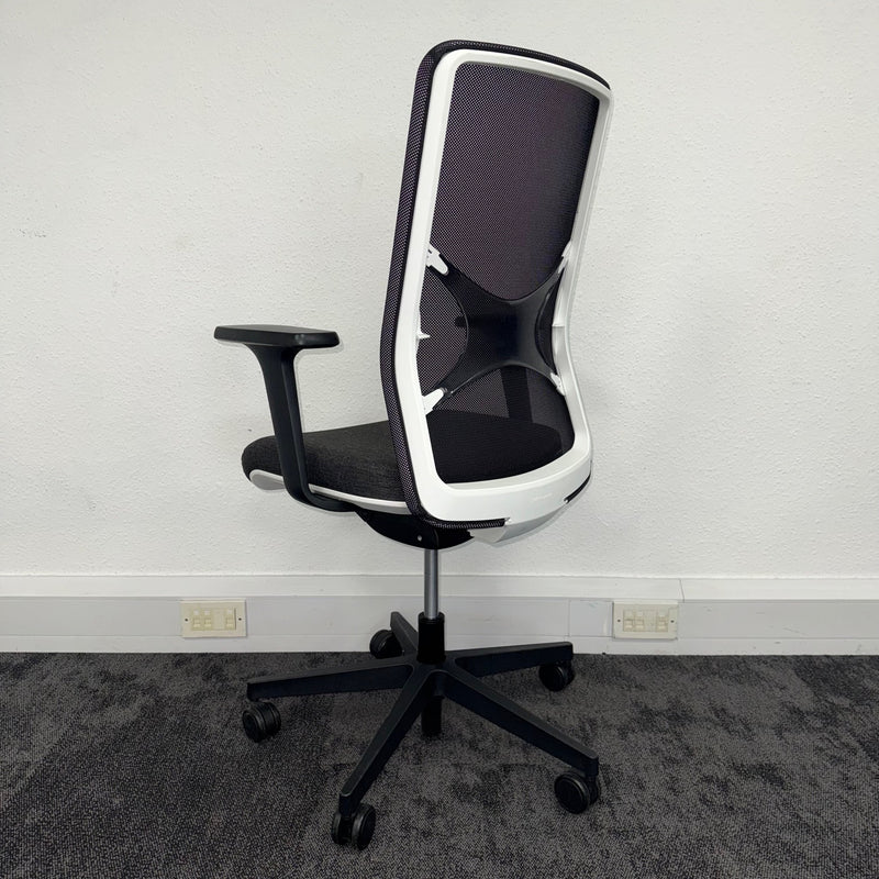 Used Narbutas Wind Mesh Task Chair with Lumbar