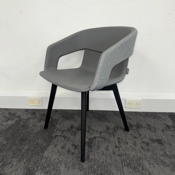 Used Narbutas Twist&Sit Breakout Chair