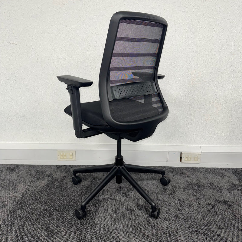 Used Koplus Tonique Black Mesh Office Chair