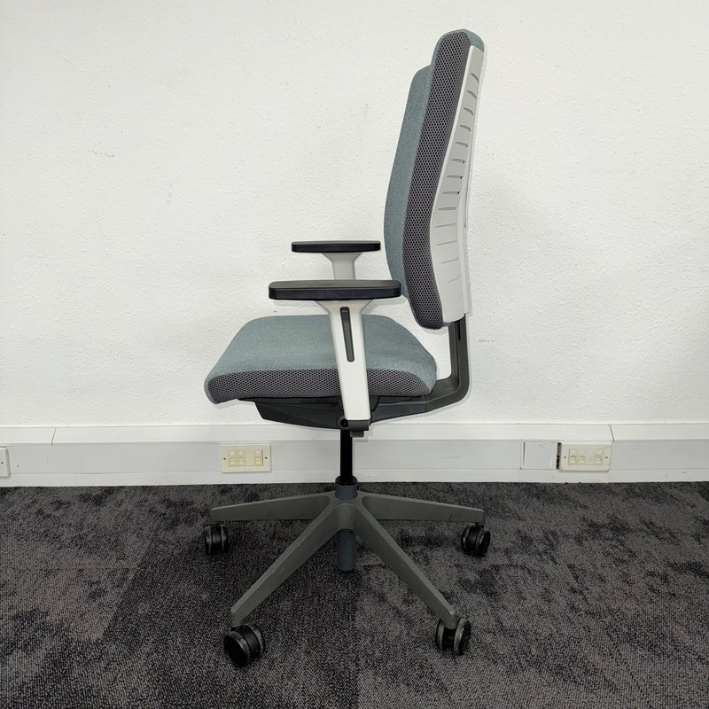 Used Senator Freeflex Fully Adjustable Task Chair