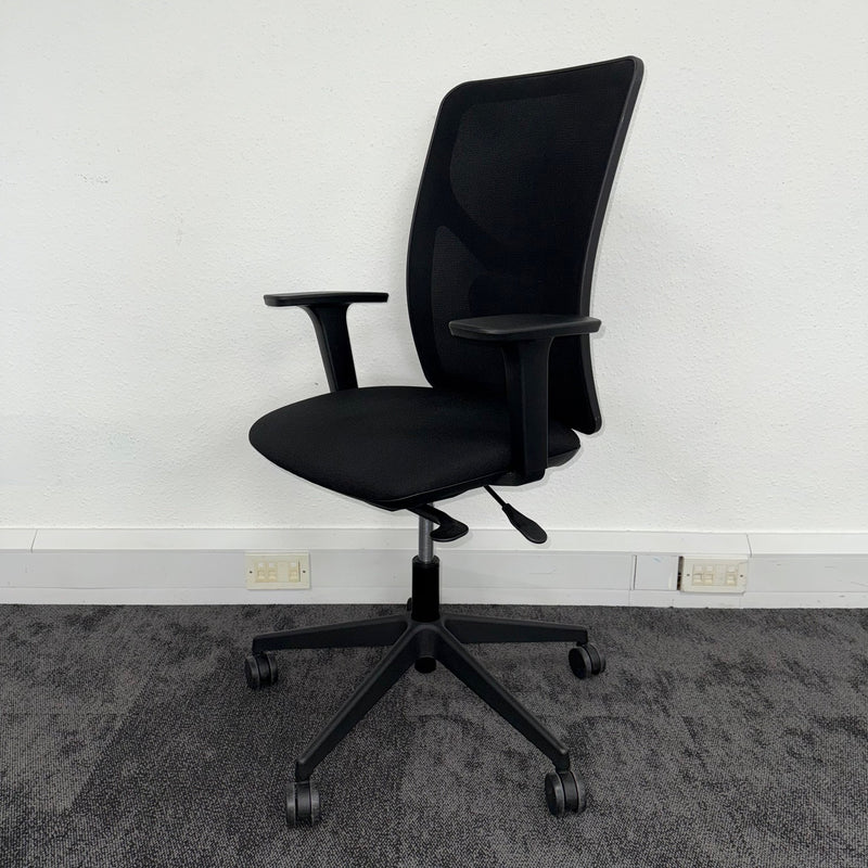 Used Senator Pluto Plus Task Chair with Adjustable Lumbar