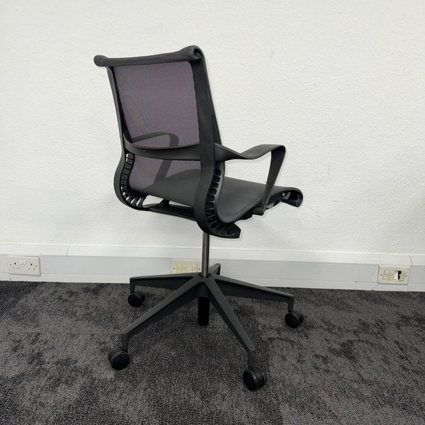 Used Herman Miller Setu