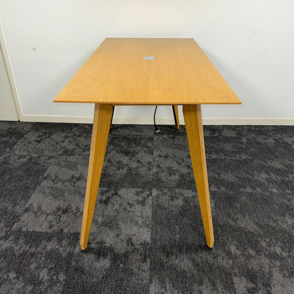 Used High Table with Central Power