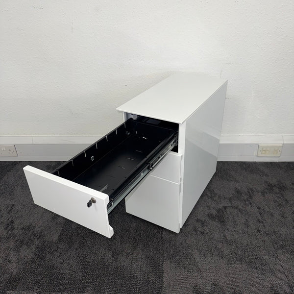 Used White Steel Slimline 3 Draw Mobile Pedestal