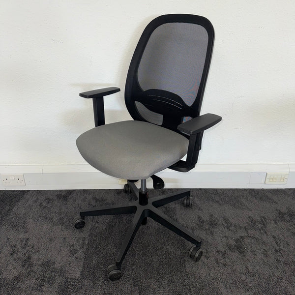 Used Nowy Styl SOHOS Mesh Task Chair