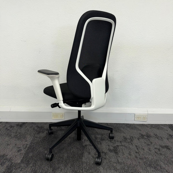 Used Bestuhl B22 Mesh Task Chair