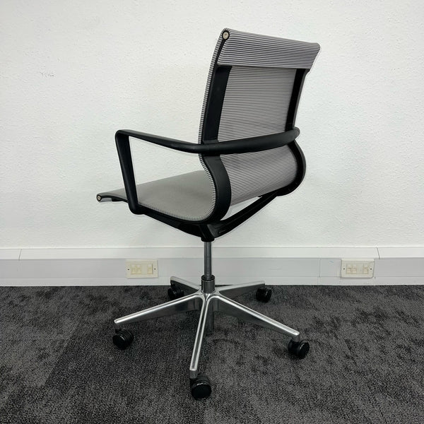 Used Verco Flux Mesh Chair