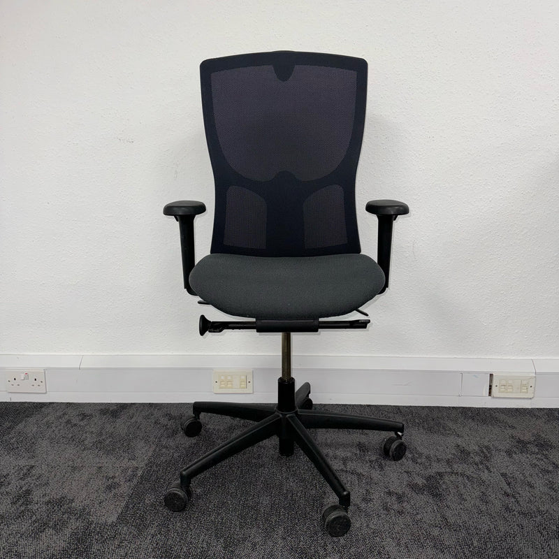 Used Kinnarps Mento Mesh Fully Adjustable Chair