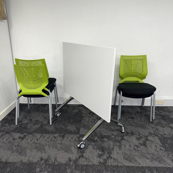 Used Boss Design Breakout/Meeting Set