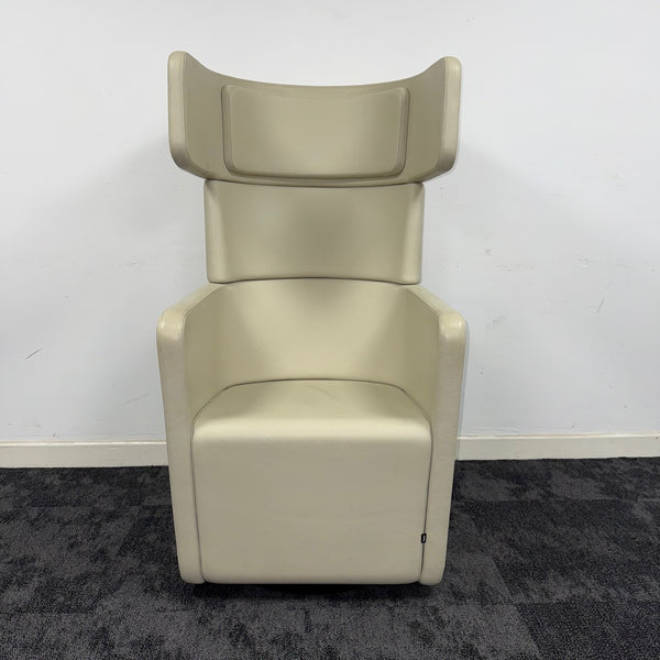 Used Bene PARCs Wing Chair