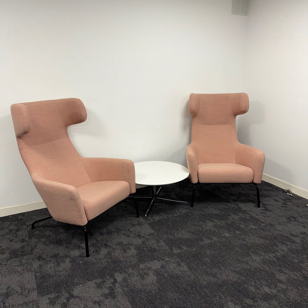 Used Softline Wing Armchair Breakout Set