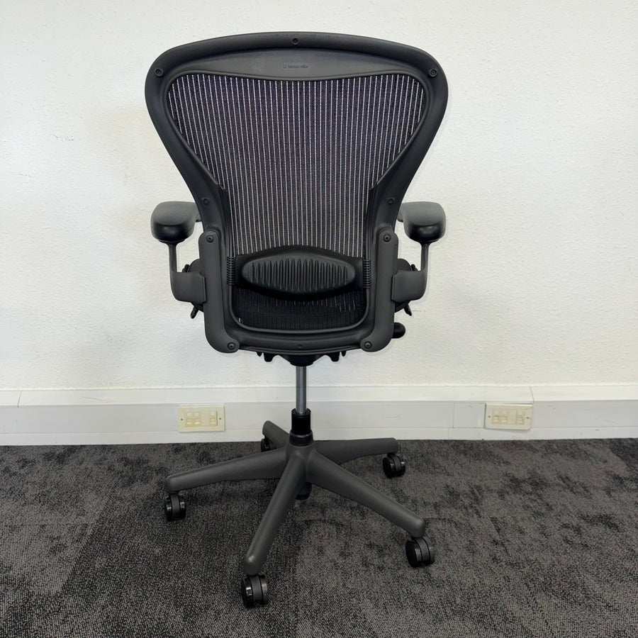 Used Herman Miller Aeron Full Spec - Size B Graphite