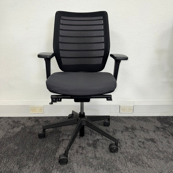 Used Senator Fuse Mesh Task Chair