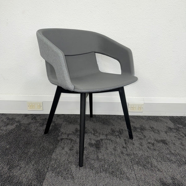 Used Narbutas Twist&Sit Breakout Chair
