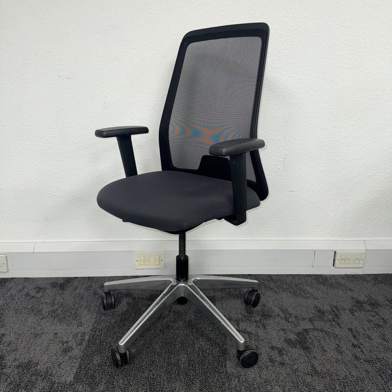 Used Interstuhl Every Mesh Task Chair