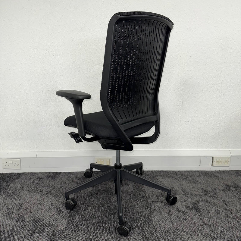 Reupholstered Steelcase Evolve Multi Functional Task Chair