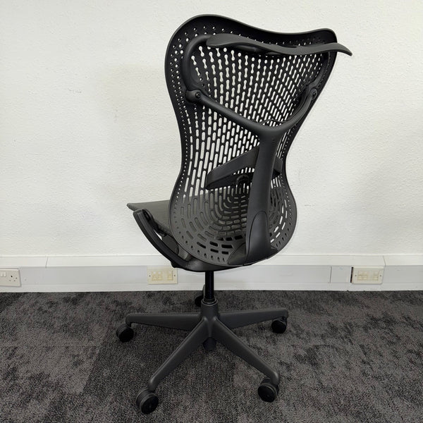 Used Herman Miller Mirra - No Arms