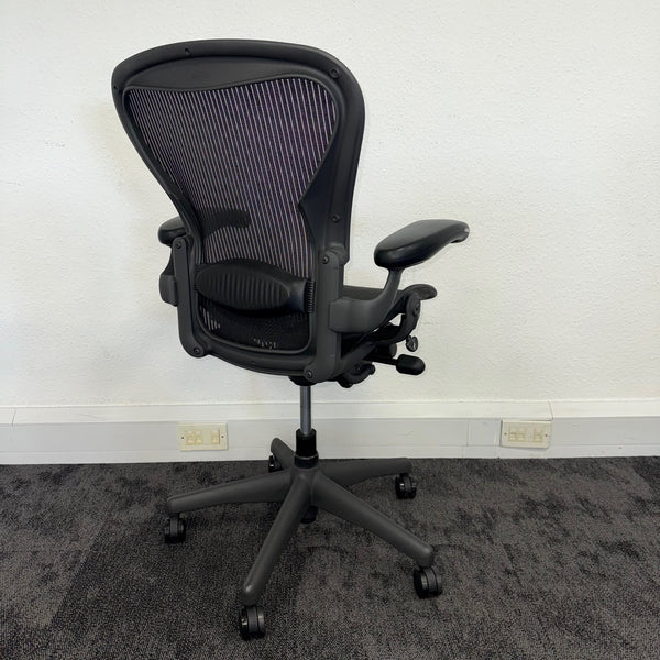 Used Herman Miller Aeron Full Spec - Size B Graphite