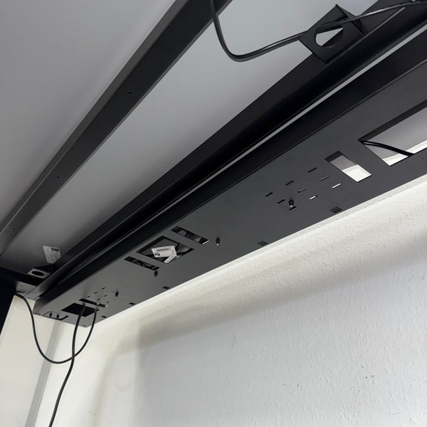 Used Mobili Dual Motor Height Adjustable Desk with Power