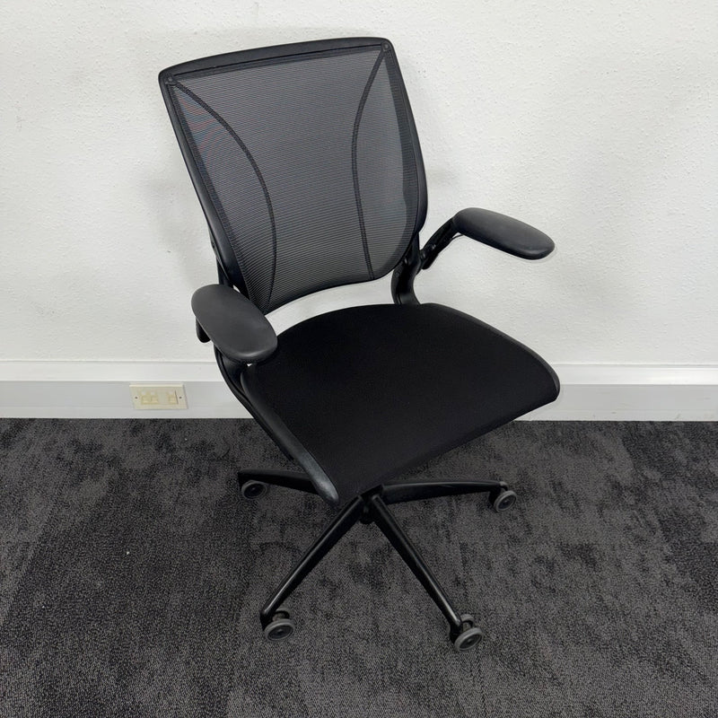 Used Humanscale Diffrient World