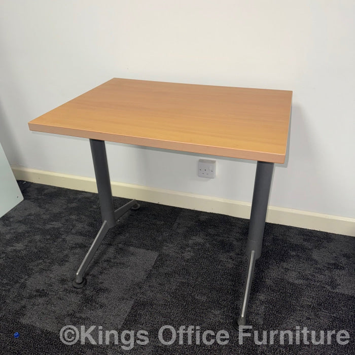 Used Beech Space Saving Desks 800X600