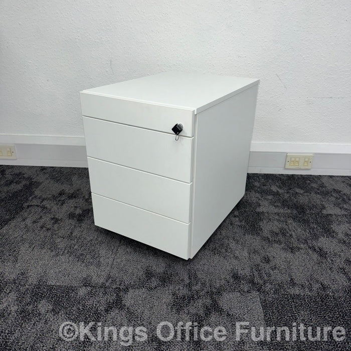 Used White Mobile Pedestal