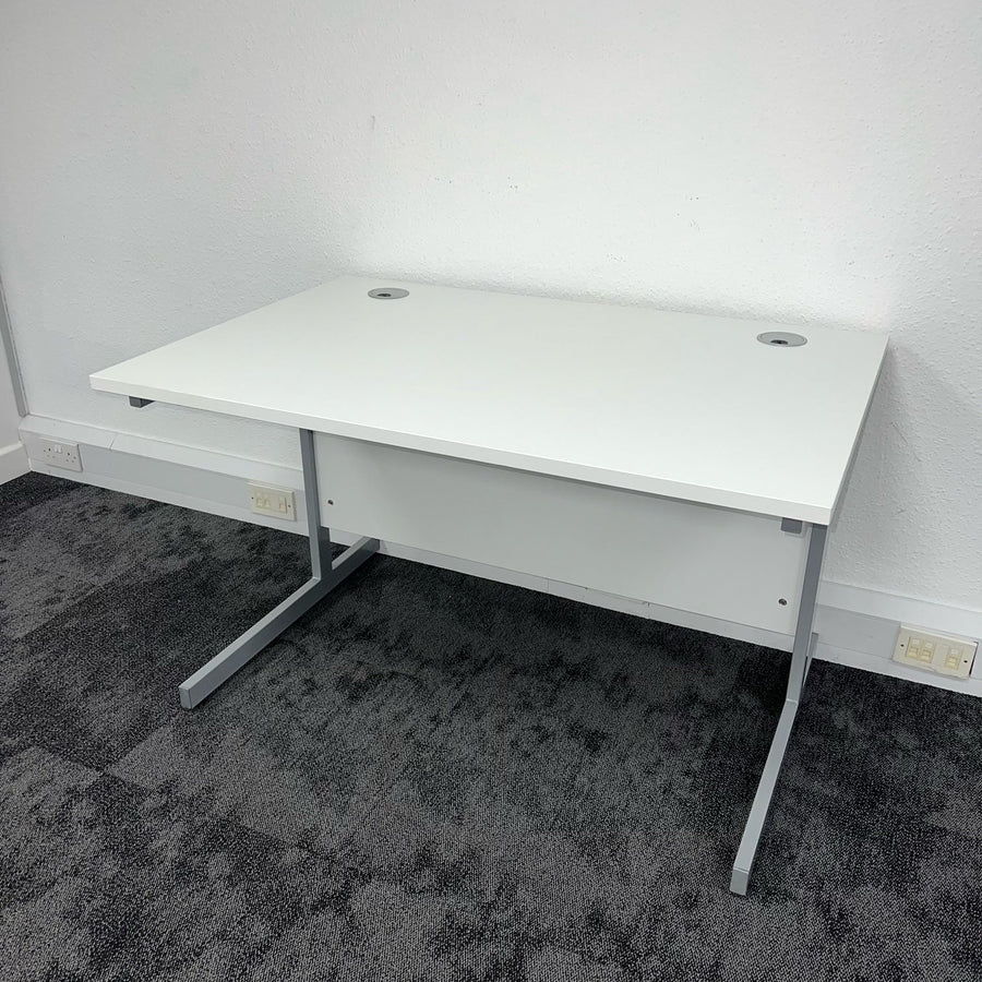 Cancelled Order 1200mm Straight Cantilever Desk