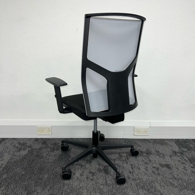 NEW Fully Adjustable Task Chair with Grey Mesh Back