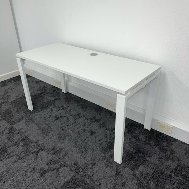 Used White Single Bench Desk 1400x600