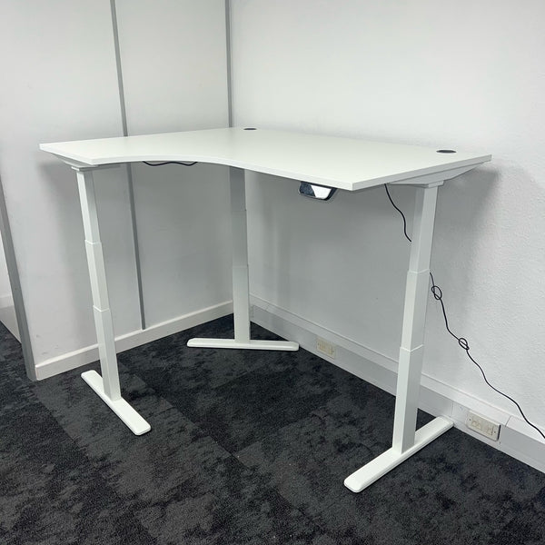 NEW Height Adjustable Curve Desk - Triple Motor