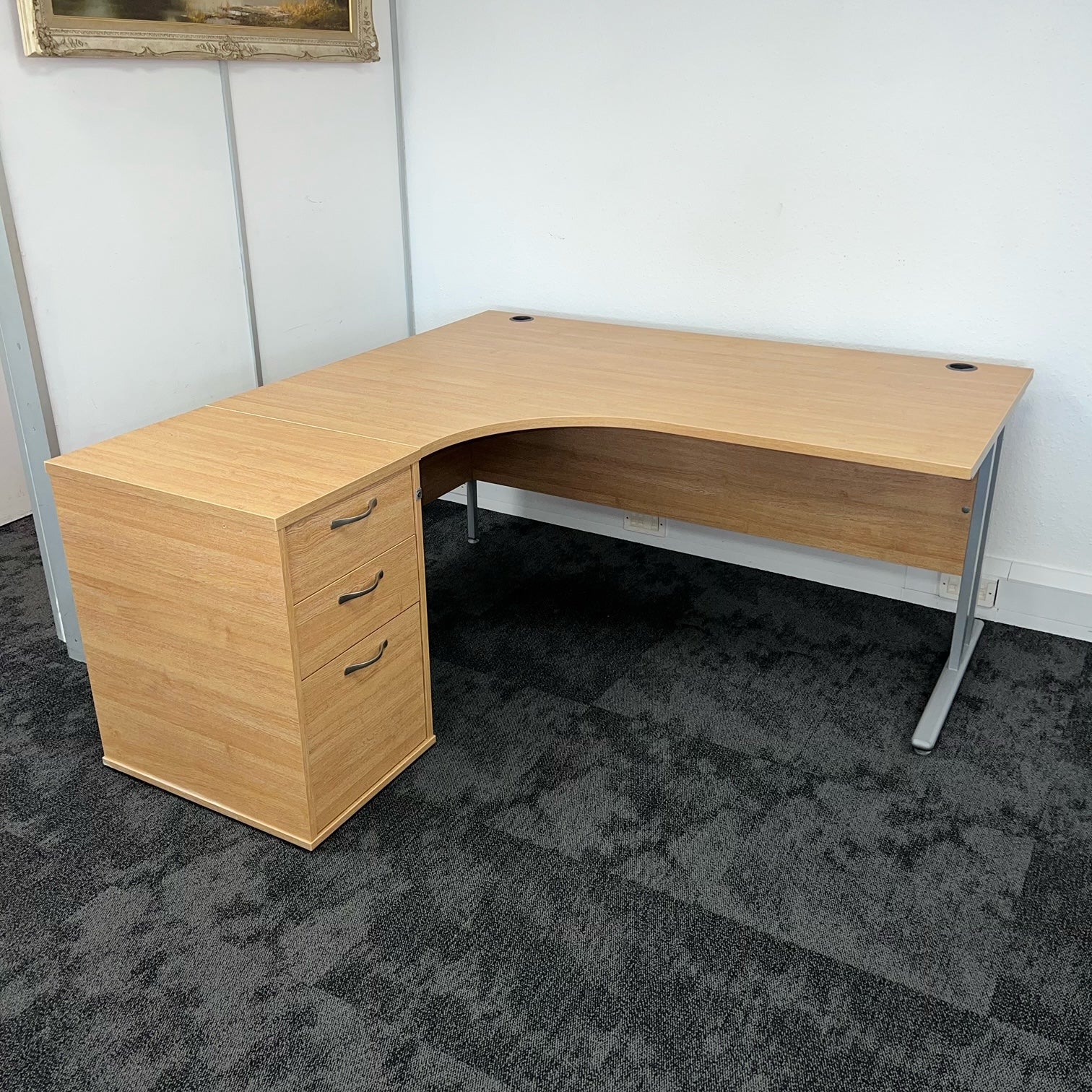 Second Hand Office Furniture - Chairs, Desks, Storage - Kings